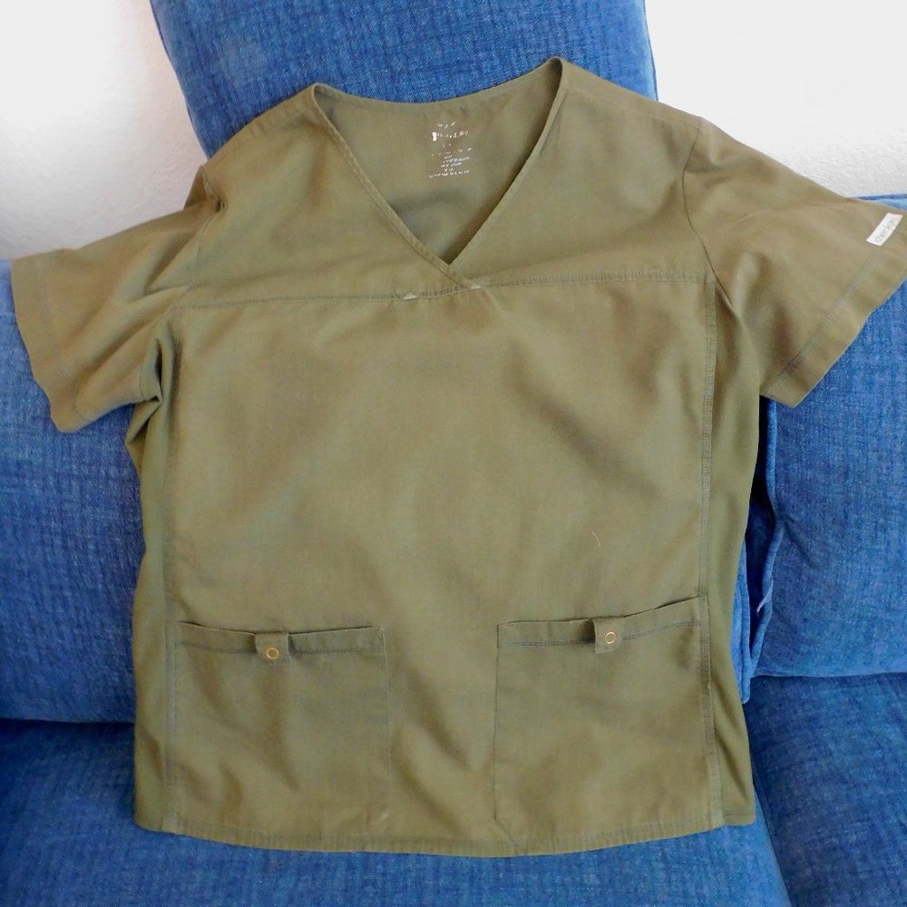 Army Greeen Scrubs  ( 3 Tops)